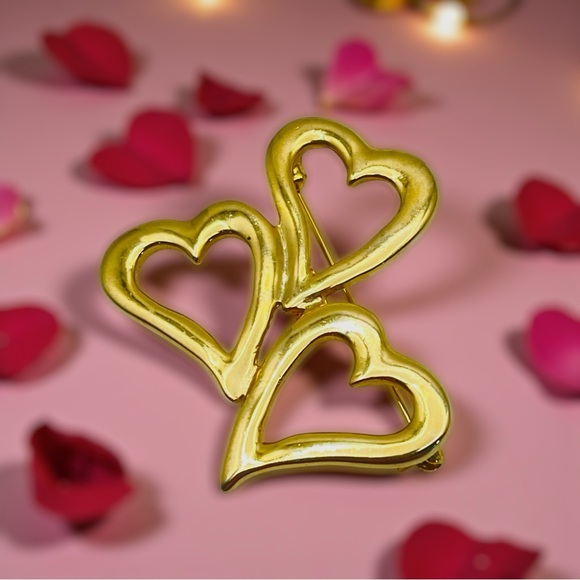 Lady Remington Jewelry - Cute Vintage Lady Remington Polished Gold Tone Triple Open Hearts Brooch